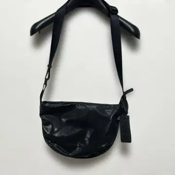 PELLE BORSA 펠레 보르사 숄더백 경량 치어스