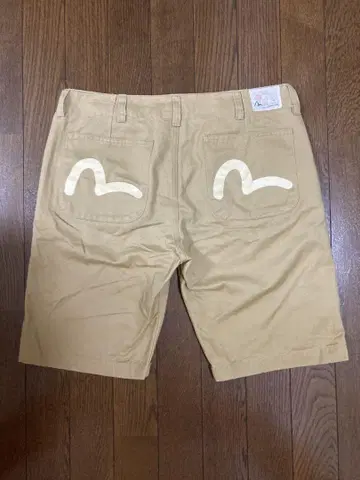 EVISU 1991년 제작 베이지 숏 팬츠 사이즈 30 (78cm)