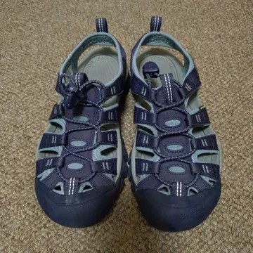 keen 샌들