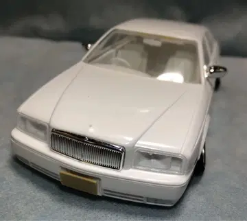 NISSAN 프레지던트