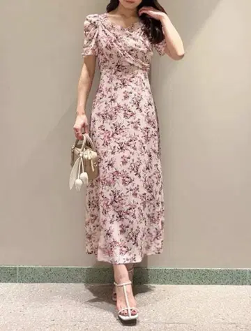 새상품 스나이델 레이온 카슈쿨 프린트 원피스