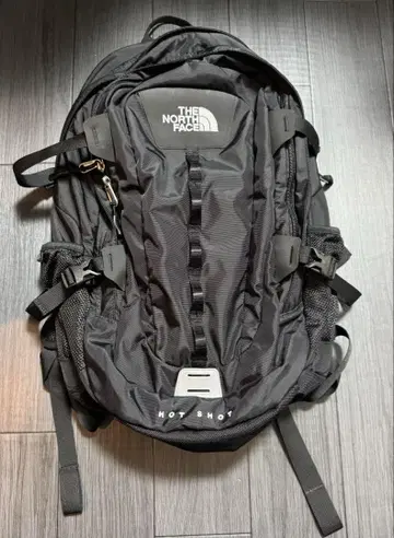 THE NORTH FACE HOT SHOT 블랙 백팩