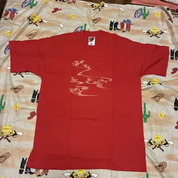 FRUIT OF THE LOOM 빨간색 M 티셔츠 금붕어 아트