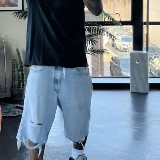 LEVI'S | 리바이스 90s USA Made Levi's 560 Baggy Shorts