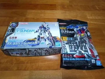 엔트리 그레이드 RX-93ff V 건담 & RX-78-2