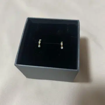 jouete 실버 스터드 귀걸이