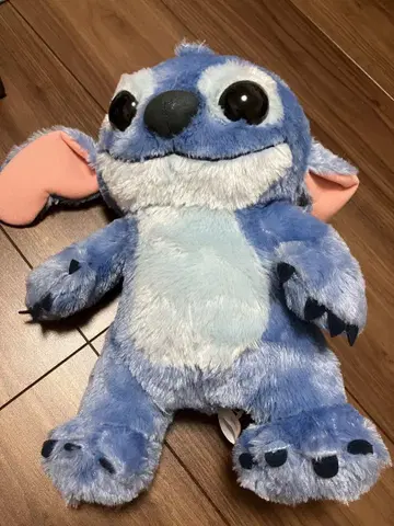 스티치 봉제 인형
