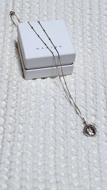 마리하 코인 목걸이