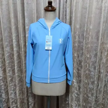 에포카 브랜드 UV 차단 후드 부착 고급 후드티 새상품 할인 판매