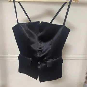 Edition 블랙 뷔스티에 새틴 마감