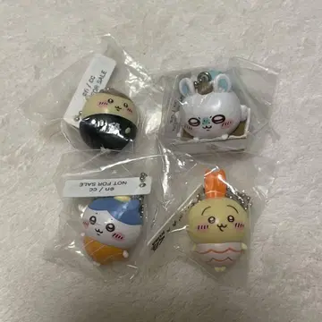 쿠라스시 치이카와 (먼작귀) 피규어 하치와레 토끼 모몽가 밤만쥬