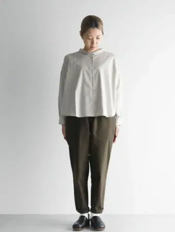 미사용 택 포함 HUIS. 엔슈 직물 코튼 비에라 와이드 블라우스