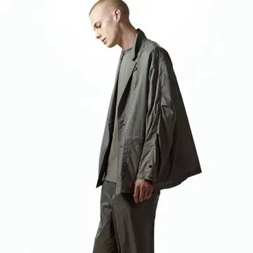 다이와 PIER39 | TECH TRAVEL 2B JACKET