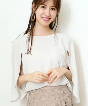 JUSGLITTY 망토 블라우스