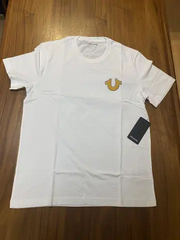 TRUE RELIGION 화이트 티셔츠
