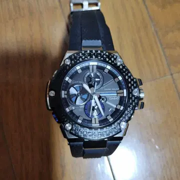 새상품급 카시오 지샥 GST-B100