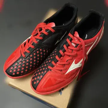 Mizuno IGNITUS 4 트레이닝화 25.5cm 레드/블랙