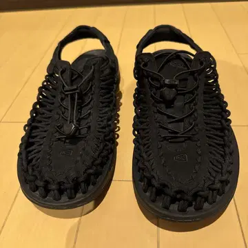 KEEN UNEEK 킨 유니크