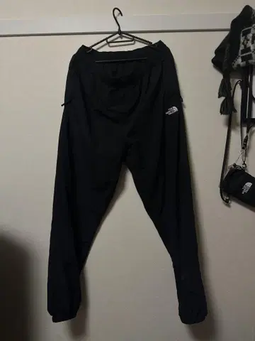 노스페이스 NB32201Z 나일론 팬츠