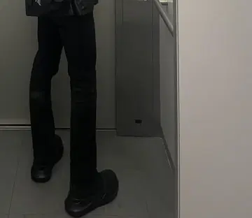 자라 블랙 스트레이트 데님 팬츠