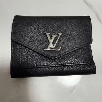VUITTON 블랙 3단 폴더형 지갑