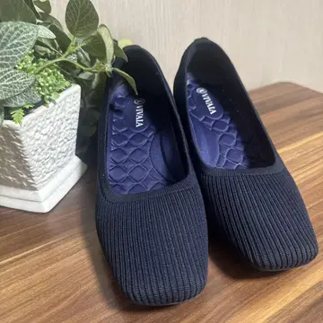 VIVAIA 네이비 힐 펌프스 24.5cm