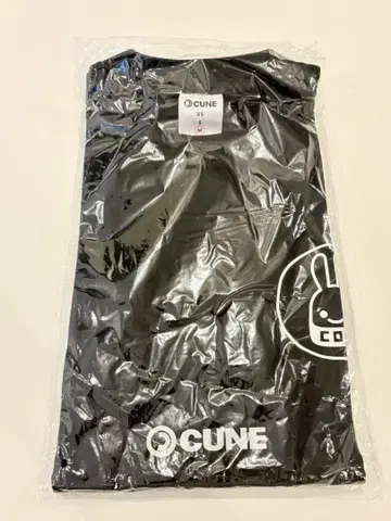 cune 코로스 블랙 티셔츠 M 사이즈