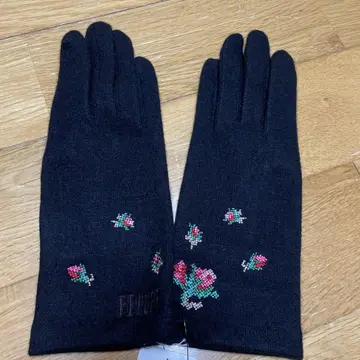 FEILER 블랙 장갑 꽃무늬 자수
