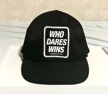 네이버후드 WHO DARES WINS 캡