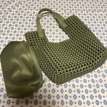 쿨 카레안 올리브 그린 바스켓백 파우치 포함