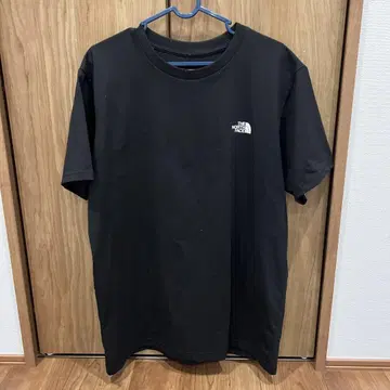 THE NORTH FACE 블랙 티셔츠 XL2024 모델