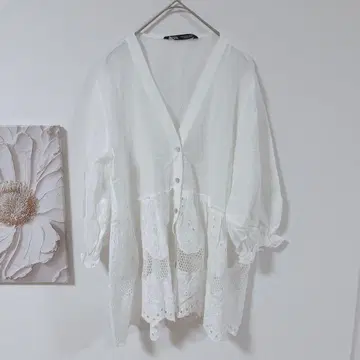 자라 ZARA 레이스 V넥 5부 소매 버튼 프론트 오픈 튜닉 화이트 M