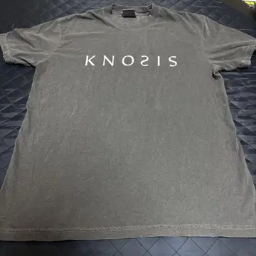 KNOSIS 그레이 티셔츠 뱀 디자인