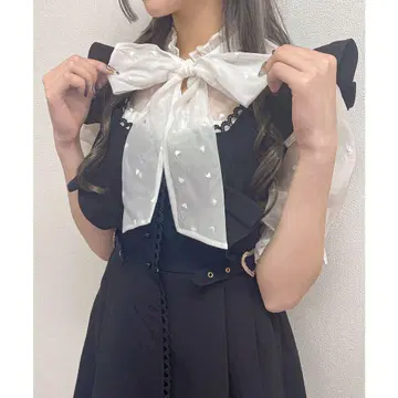 로지타 ROJITA 하트 도트 시어 반팔 보타이 블라우스