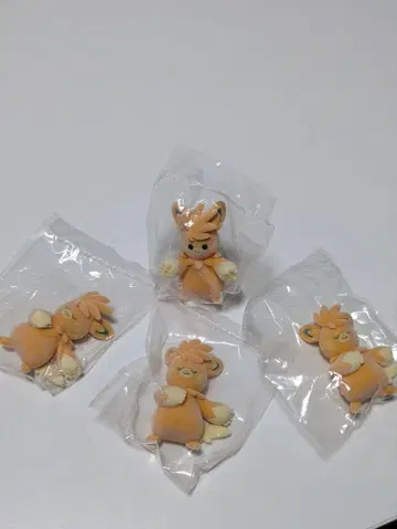 포켓몬 센터 한정판 PAMO NO MURE 가챠