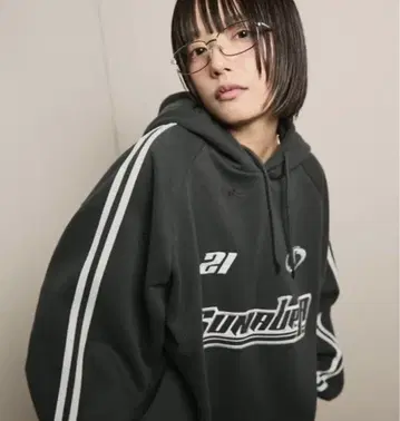 Snap club 데미지 드로스트 사이드 라인 게임 후드티