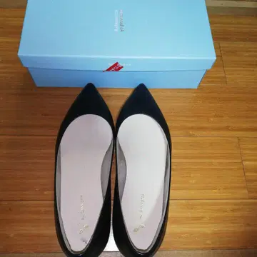 AU MARIAGE 블랙 스틸레토 플랫 펌프스