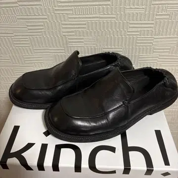 kinchi 블랙 가죽 로퍼