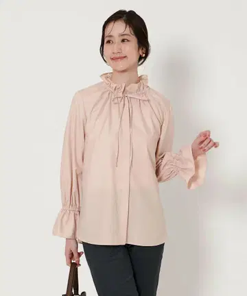 UNITED ARROWS 프릴 칼라 플레어 슬리브 블라우스