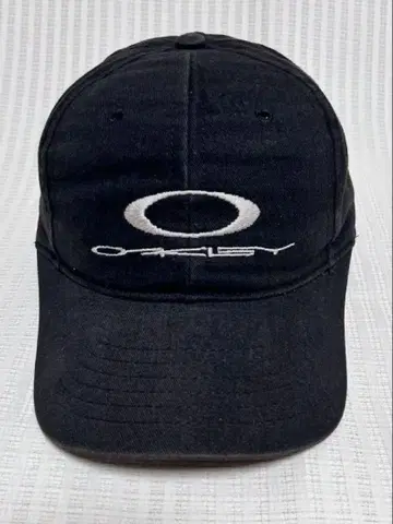 Oakley 오클리 블랙 캡 로고 자수