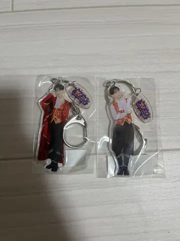 ONE N' ONLY REI 아크링 키링