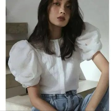턱 퍼프 볼륨 슬리브 블라우스 프레이 아이디