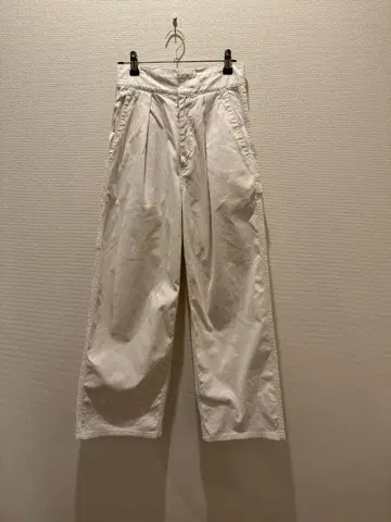 MACPHEE 화이트 카고 팬츠