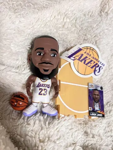 NBA Ballers 시리즈 1 르브론 제임스 피규어