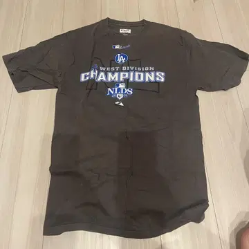 MLB 챔피언쉽 티셔츠 M 사이즈 그레이