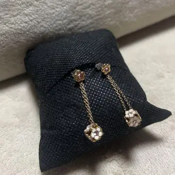 MARY QUANT 귀걸이