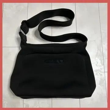 KAIKO 카이코 숄더 백 블랙