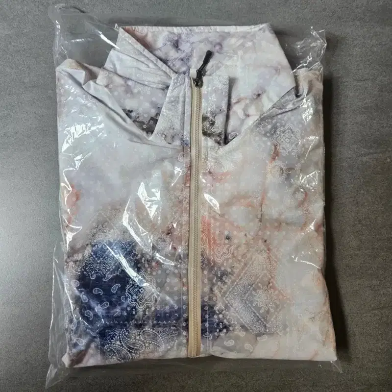 램바이디 마블 반다나 아노락 XL사이즈