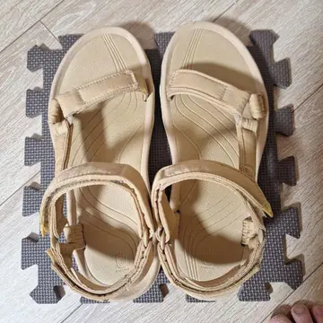 Teva <UNITED ARROWS> 스포츠 샌들 베이지 28cm