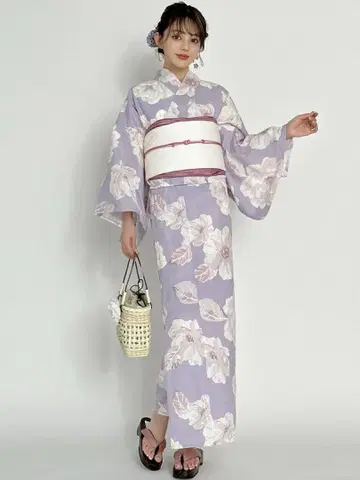 연보라색 꽃무늬 유카타 큰 리본 포함